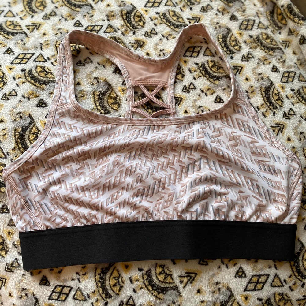 sports bra